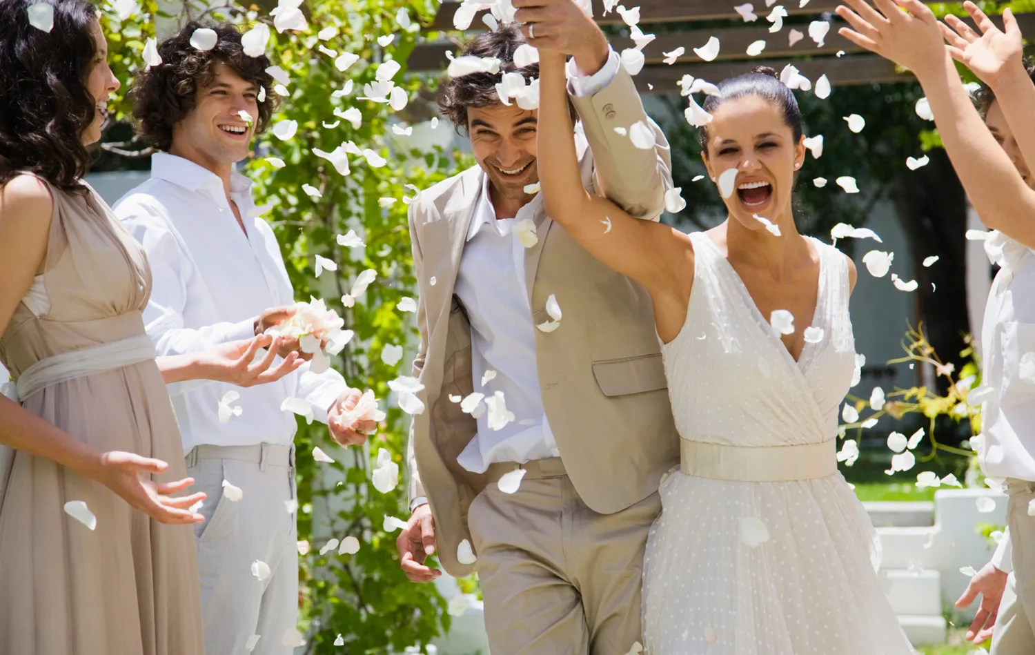 "Avoid These 5 Common Wedding Planning Mistakes."